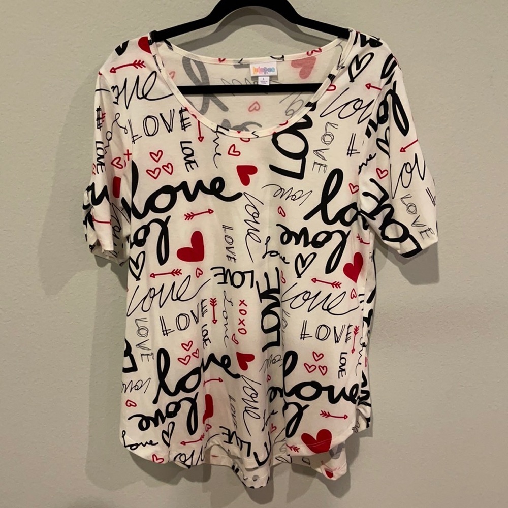 LULAROE love IRMA SIZE large